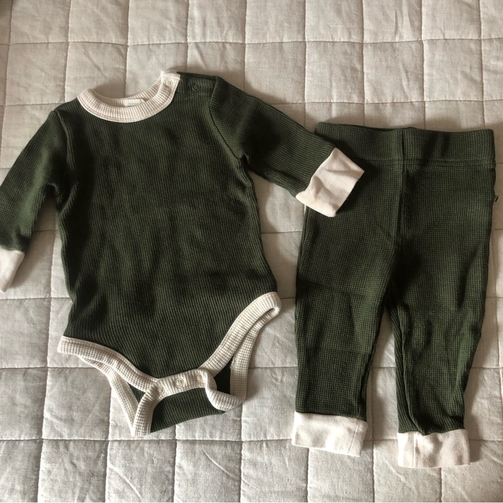 Goumi Bamboo Thermal Bodysuit and Pants Set - Pine - Size 6-12M - Picture 4 of 5